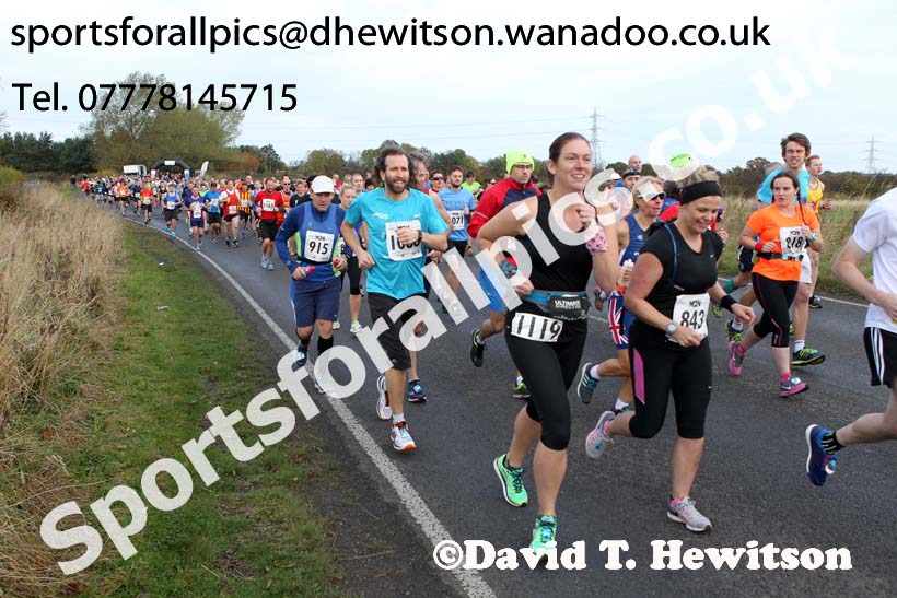 Start of the Morpeth to Newcastle Marathon. Photo: David T. Hewitson/Sports for All Pics